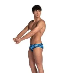 Bañador Slip Arena Hombre Azul Camuflaje - Colecciones Triatlón