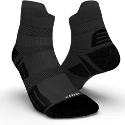 KIPRUN Calcetines de Running Finos Strap Negro - Ropa para Trail Running