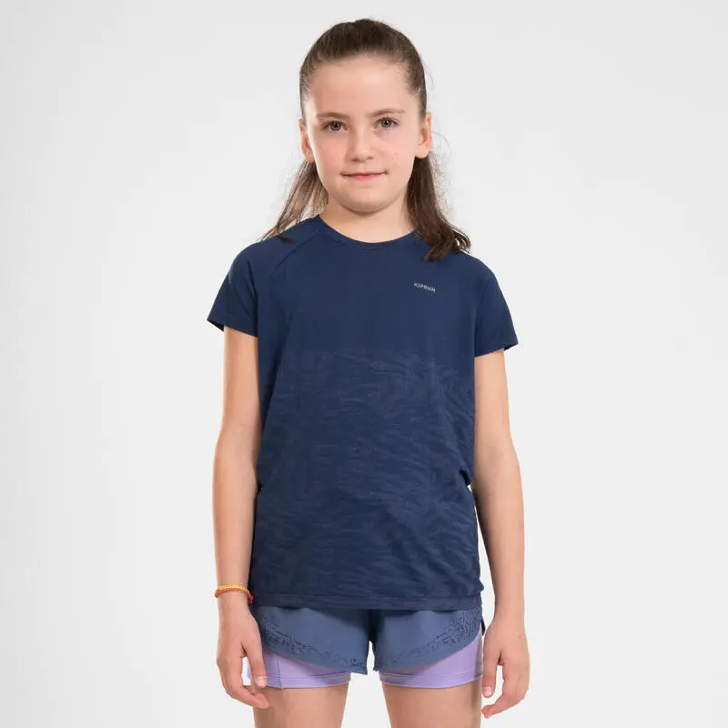 Camiseta Running Sin Costuras Niña - KIPRUN CARE Azul Marino | Ropa Deportiva para Caminar 1 Camiseta Running Sin Costuras Niña - KIPRUN CARE Azul Marino | Ropa Deportiva para Caminar