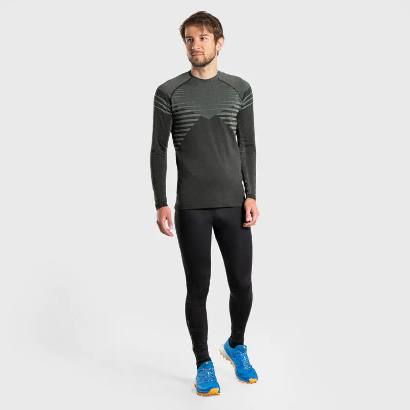 Camiseta sin Costuras EVADICT Trail Running Hombre - Confort y Ligereza en Negro Caqui 5 Camiseta sin Costuras EVADICT Trail Running Hombre - Confort y Ligereza en Negro Caqui - Imagen 5