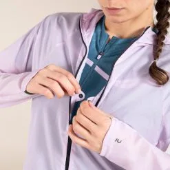 EVADICT Chaqueta Cortavientos Trail Running Mujer Morada - Ligera y Transpirable 9 EVADICT Chaqueta Cortavientos Trail Running Mujer Morada - Ligera y Transpirable -Quechuagatta comercio chaqueta cortavientos trail running mujer morada 4
